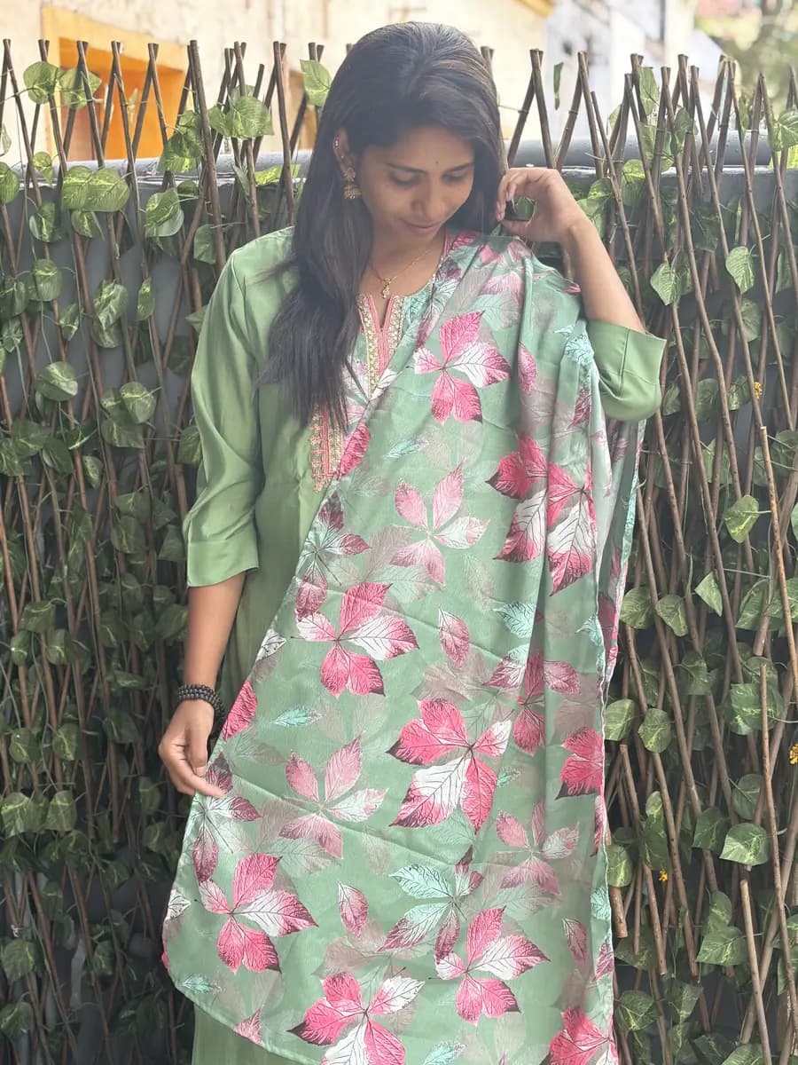 How to Properly Store & Preserve Heavy Zardosi Embroidered Blouses